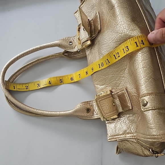 XOXO Metallic Gold Shoulder Bag - Picture 13 of 13